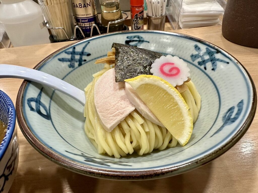 スミレ食堂