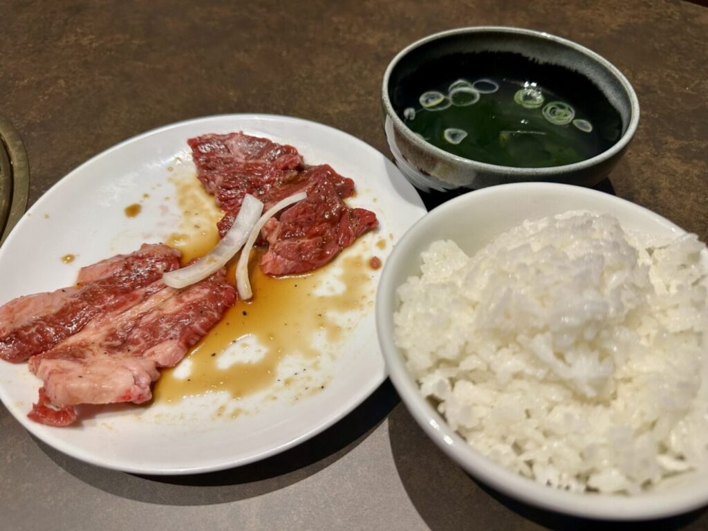 粋な黒塀 熊谷新島店