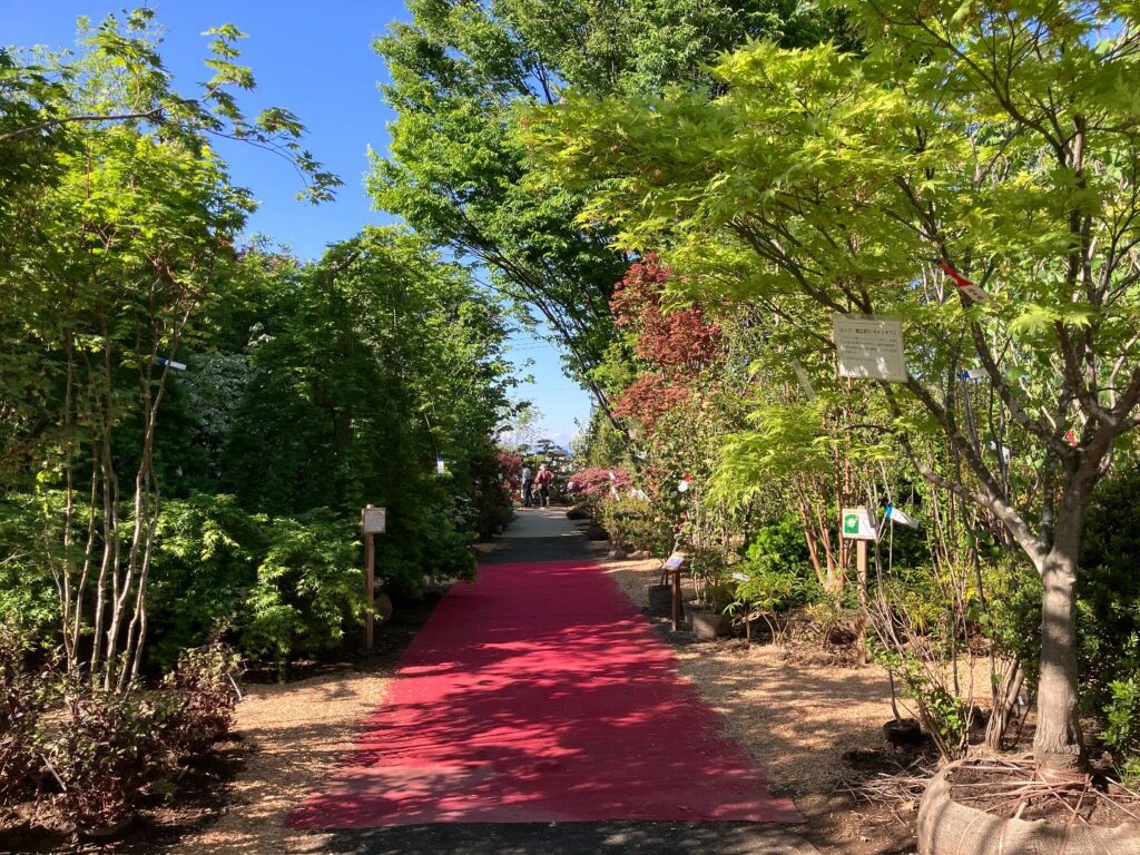 大須賀造園の「春の農場即売会」